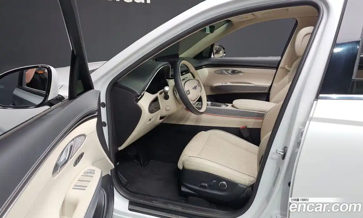 Genesis GV70 2021 2.5 гидро, фото 13