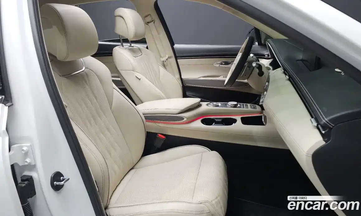 Genesis GV70 2021 2.5 гидро, фото 16