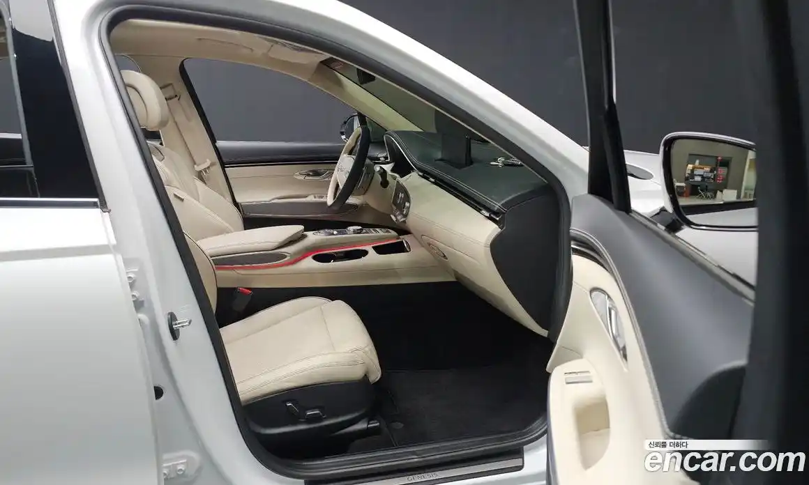Genesis GV70 2021 2.5 гидро, фото 23