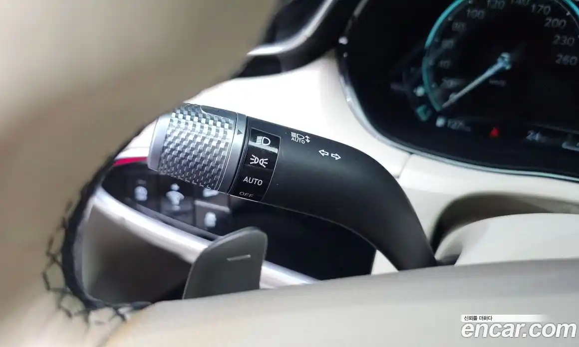 Genesis GV70 2021 2.5 гидро, фото 28
