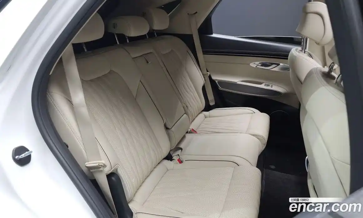 Genesis GV70 2021 2.5 гидро, фото 32