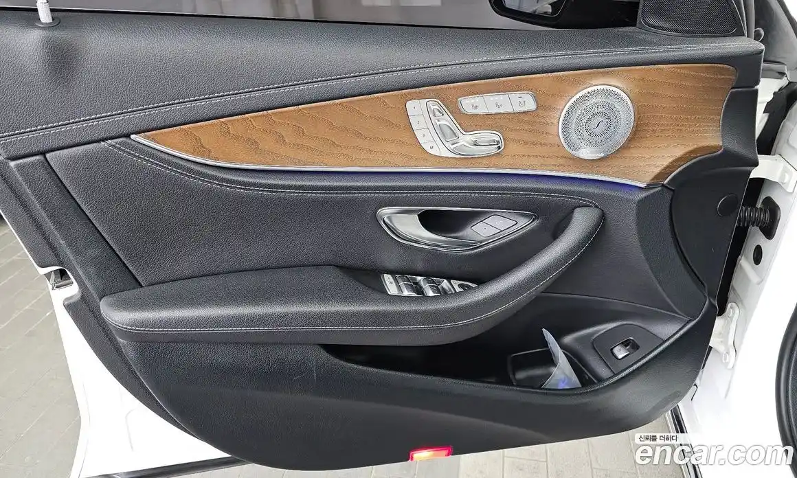 Mercedes-Benz E-Class 2019 2.0 гидро, фото 14