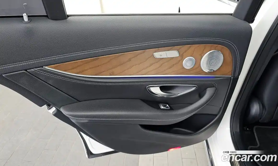 Mercedes-Benz E-Class 2019 2.0 гидро, фото 15