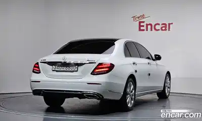 Mercedes-Benz E-Class 2019 2.0 гидро, миниатюра 2