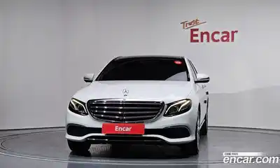 Mercedes-Benz E-Class 2019 2.0 гидро, миниатюра 3