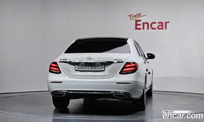 Mercedes-Benz E-Class 2019 2.0 гидро, миниатюра 4