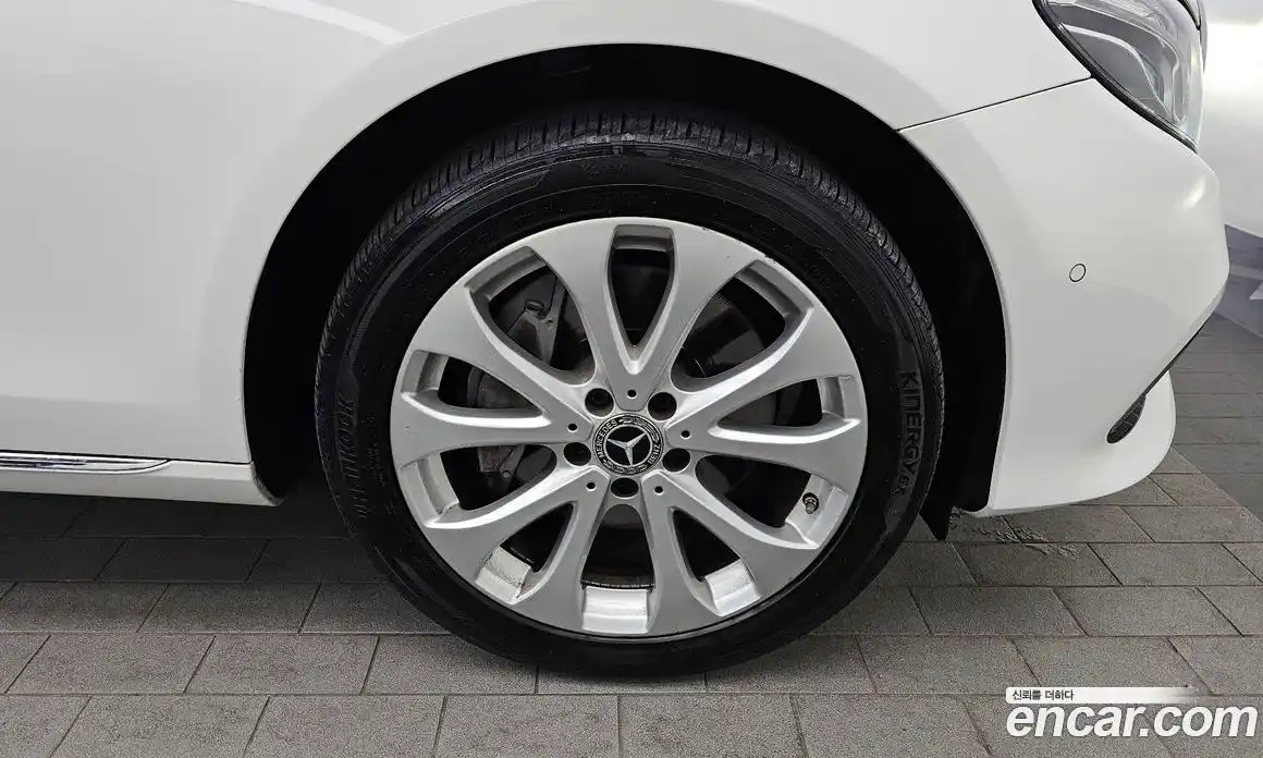 Mercedes-Benz E-Class 2019 2.0 гидро, фото 7