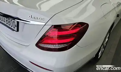 Mercedes-Benz E-Class 2019 2.0 гидро, миниатюра 9