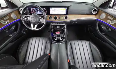 Mercedes-Benz E-Class 2019 2.0 гидро, миниатюра 10
