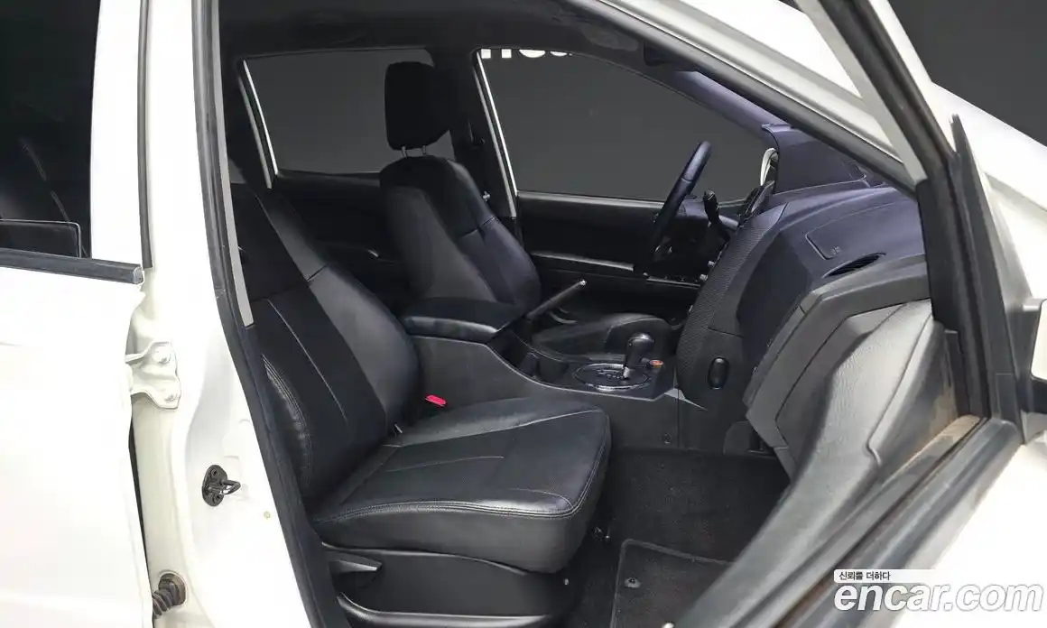 SsangYong Korando 2015 2.0 автомат (гидро), фото 11