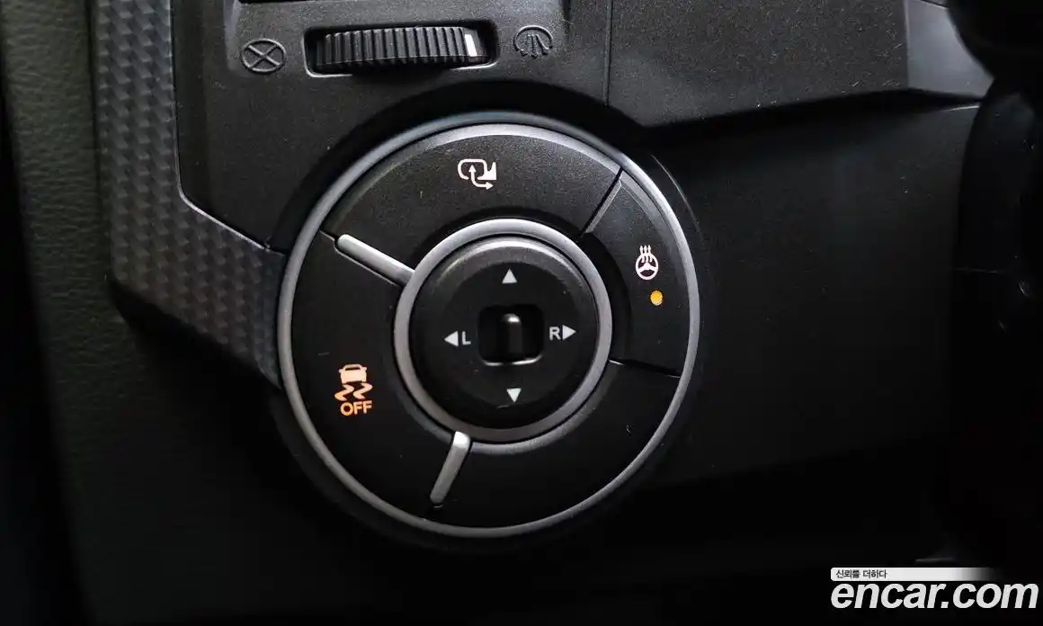 SsangYong Korando 2015 2.0 автомат (гидро), фото 18