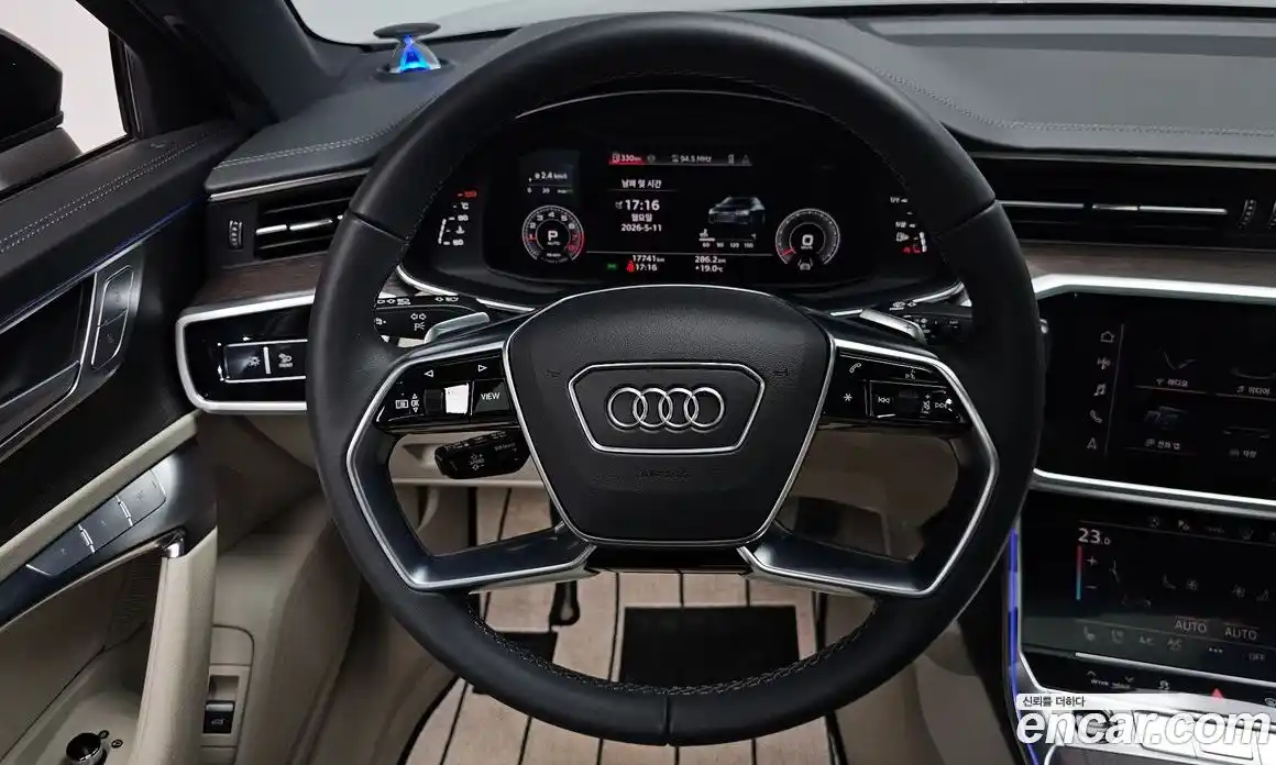 Audi A6 2025 2.0 автомат (гидро), фото 18