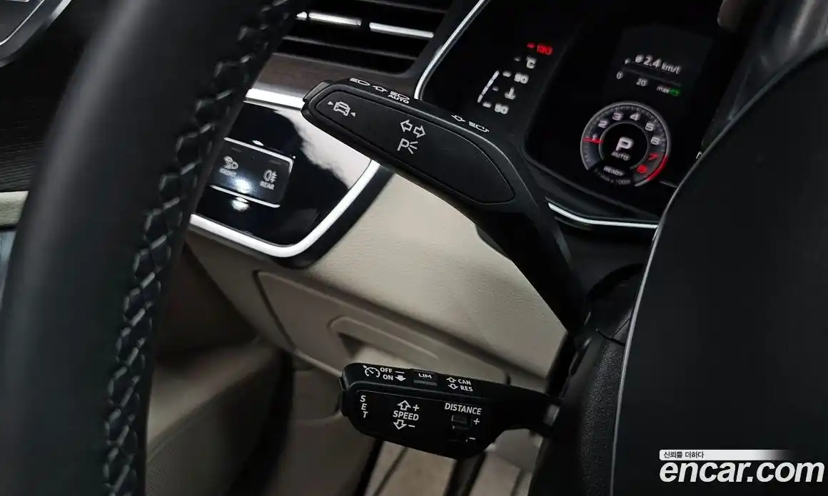 Audi A6 2025 2.0 автомат (гидро), фото 31