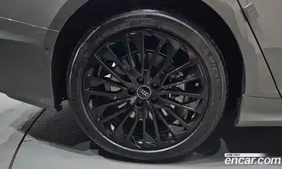 Audi A6 2025 2.0 автомат (гидро), миниатюра 4