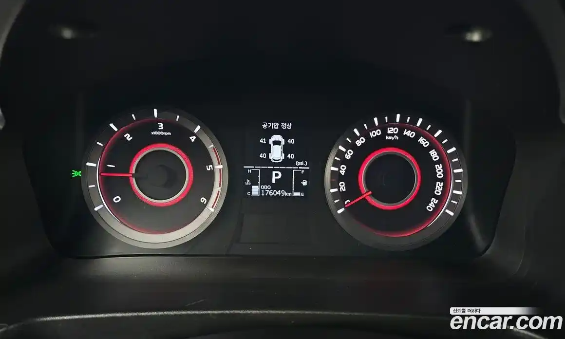 SsangYong Korando 2016 2.2 автомат (гидро), фото 11