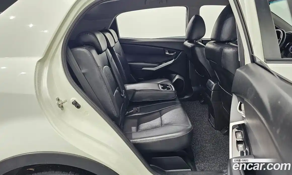 SsangYong Korando 2016 2.2 автомат (гидро), фото 18