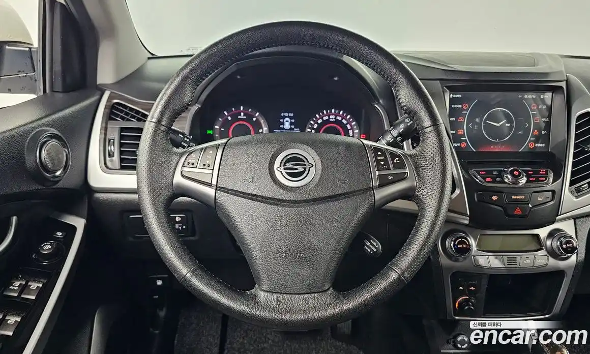 SsangYong Korando 2016 2.2 автомат (гидро), фото 19