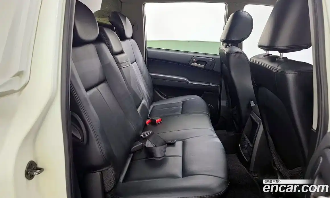 SsangYong Korando 2013 2.0 автомат (гидро), фото 12
