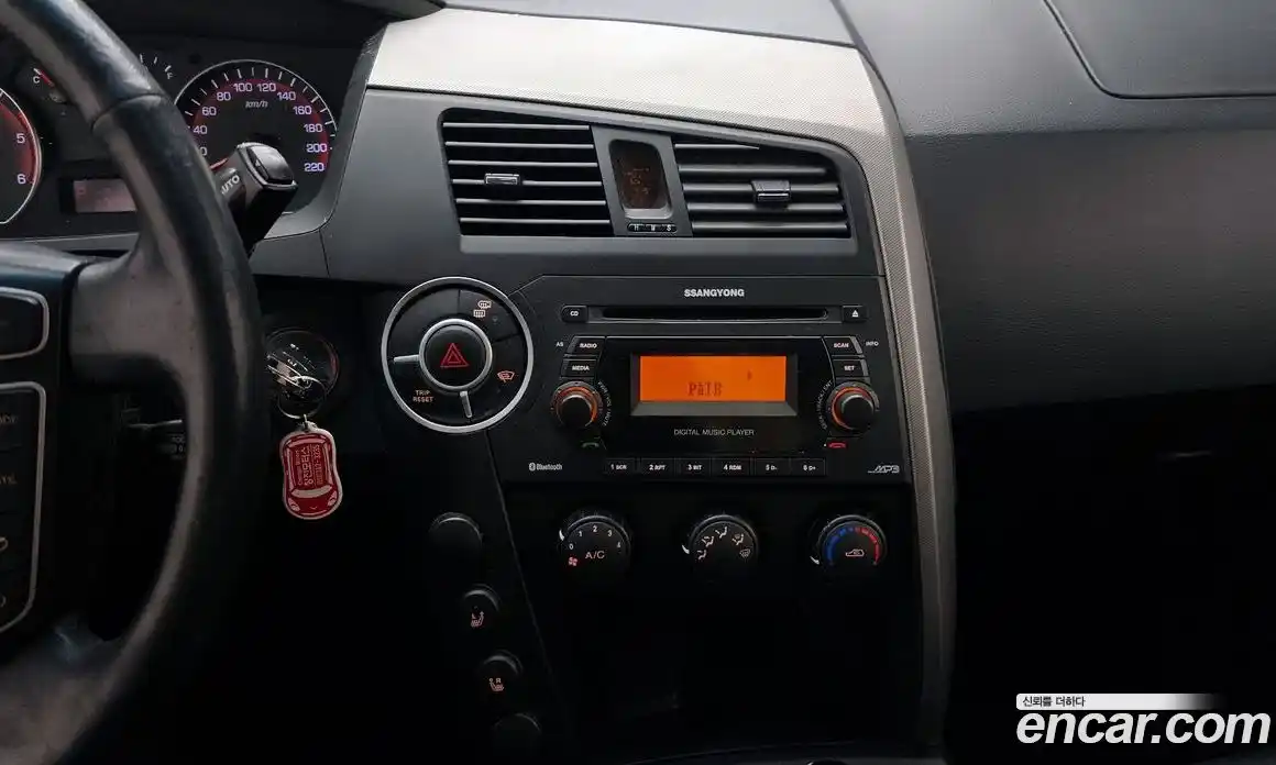 SsangYong Korando 2013 2.0 автомат (гидро), фото 14