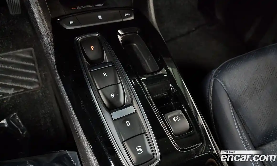 Chevrolet 볼트 EUV 2023 0.2 автомат (гидро), фото 11
