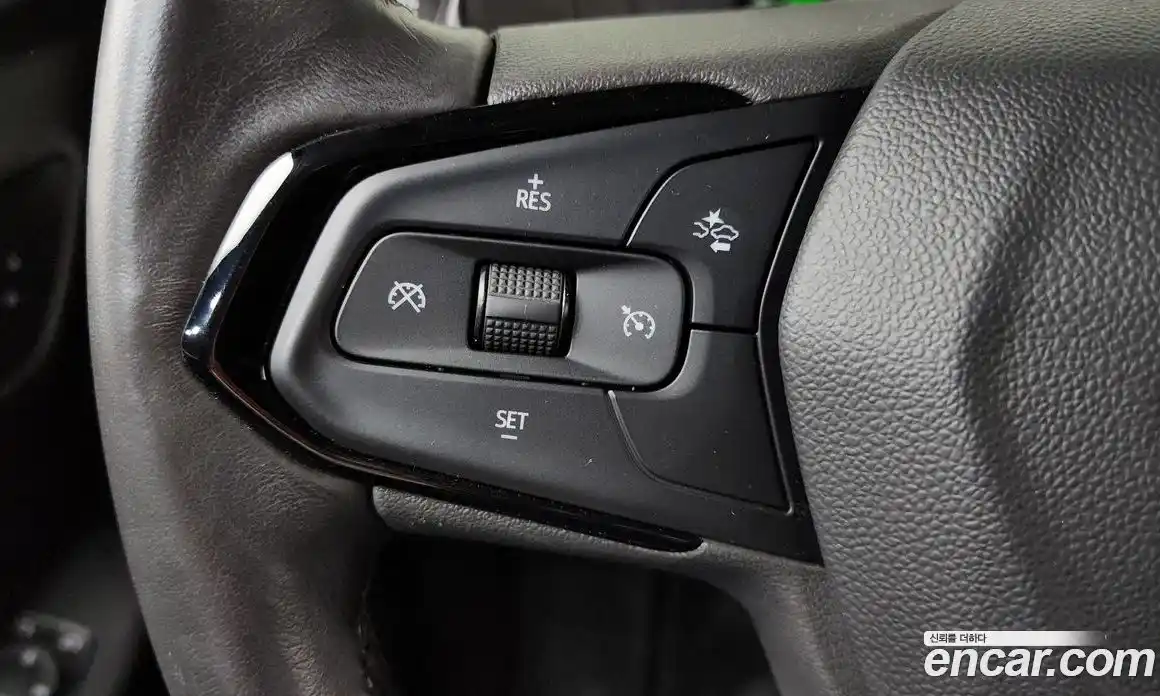 Chevrolet 볼트 EUV 2023 0.2 автомат (гидро), фото 19