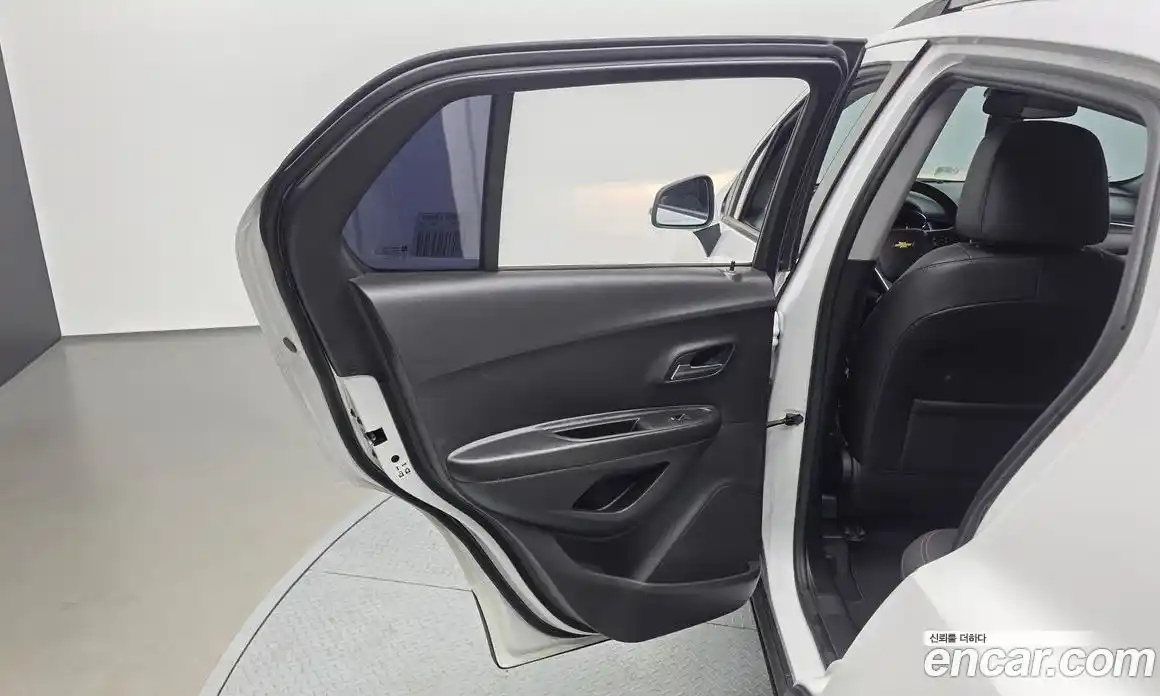 Chevrolet Trax 2022 1.4 гидро, фото 15