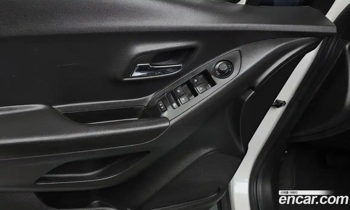 Chevrolet Trax 2022 1.4 гидро, фото 28
