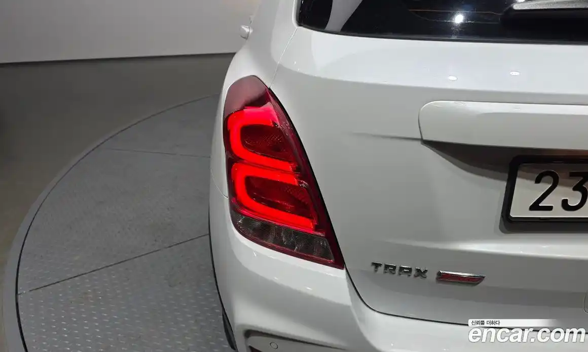 Chevrolet Trax 2022 1.4 гидро, фото 9