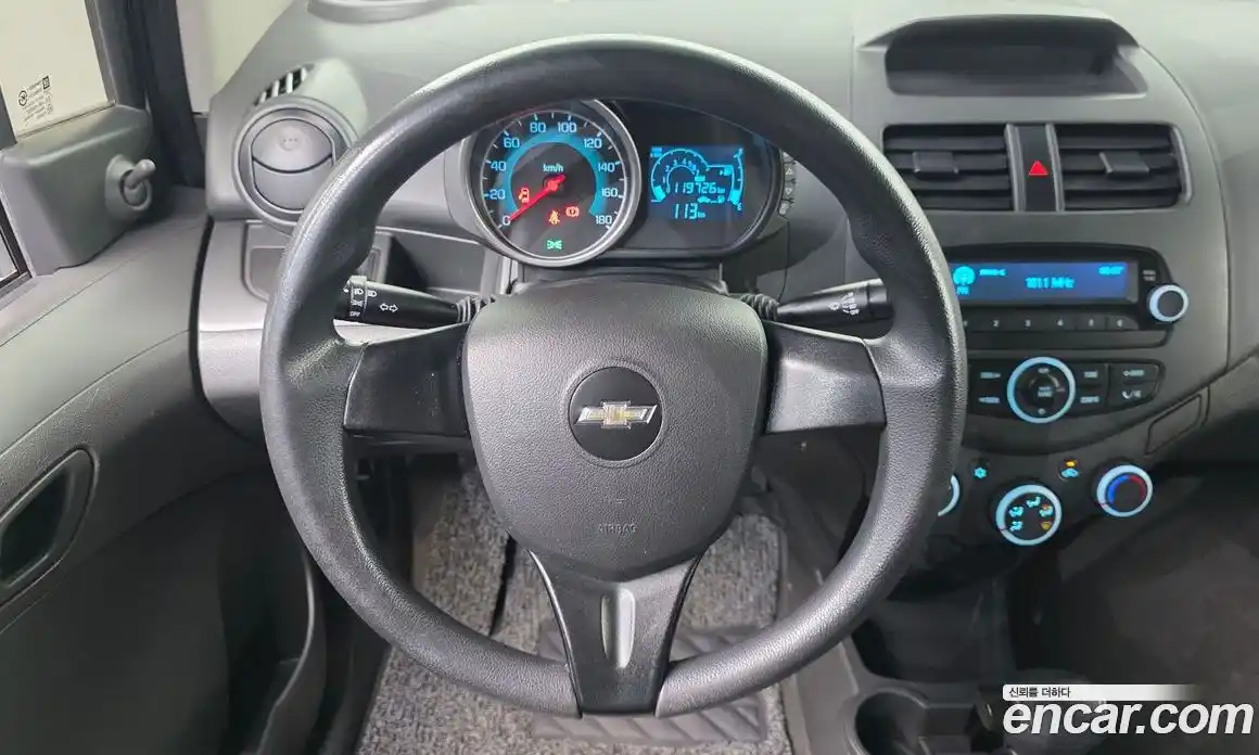 Chevrolet Spark 2014 1.0 автомат (гидро), фото 13