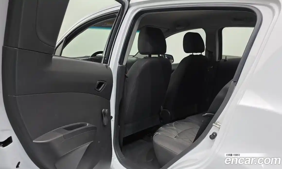 Chevrolet Spark 2014 1.0 автомат (гидро), фото 17
