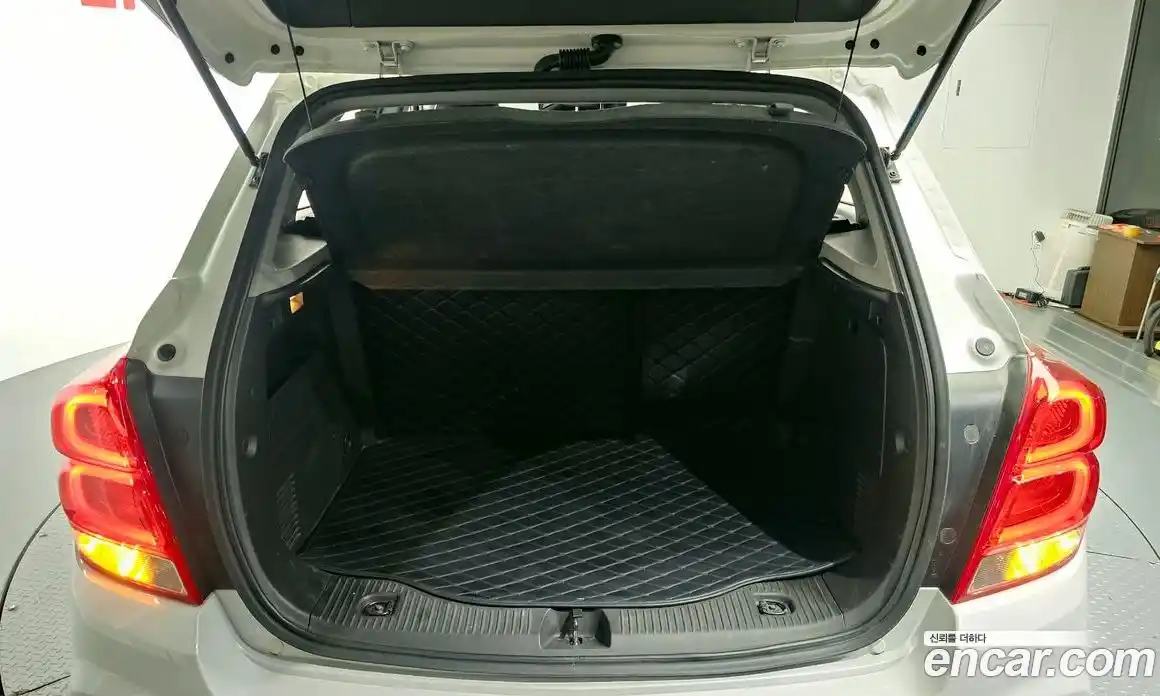 Chevrolet Trax 2018 1.4 гидро, фото 26