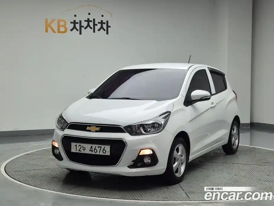Chevrolet Spark 2016 1.0 гидро, фото 1