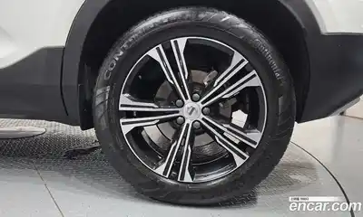 Volvo XC40 2021 2.0 автомат (гидро), миниатюра 7