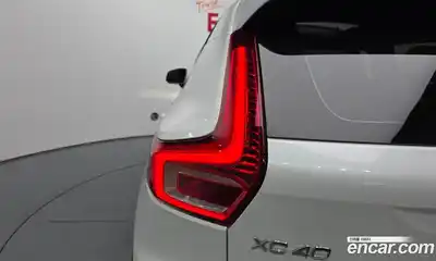 Volvo XC40 2021 2.0 автомат (гидро), миниатюра 9