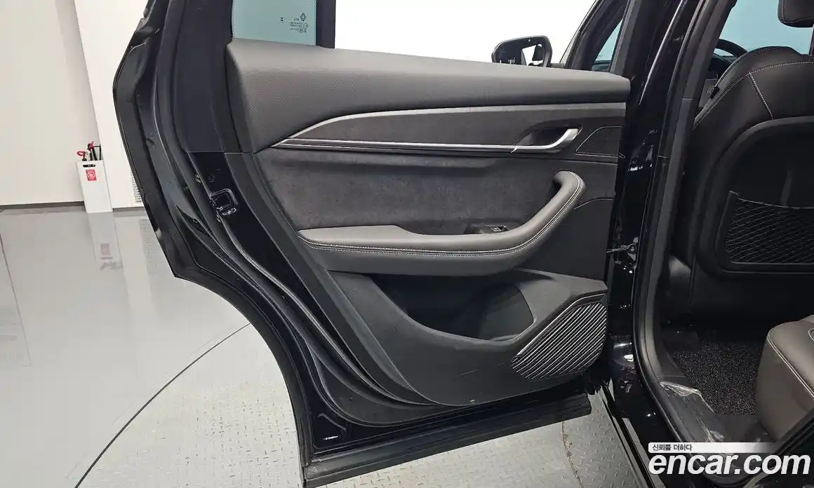Renault Grand Koleos 2025 1.5 гидро, фото 14