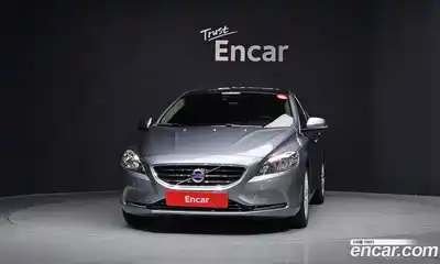 Volvo V40 2014 1.6 автомат (гидро), миниатюра 3