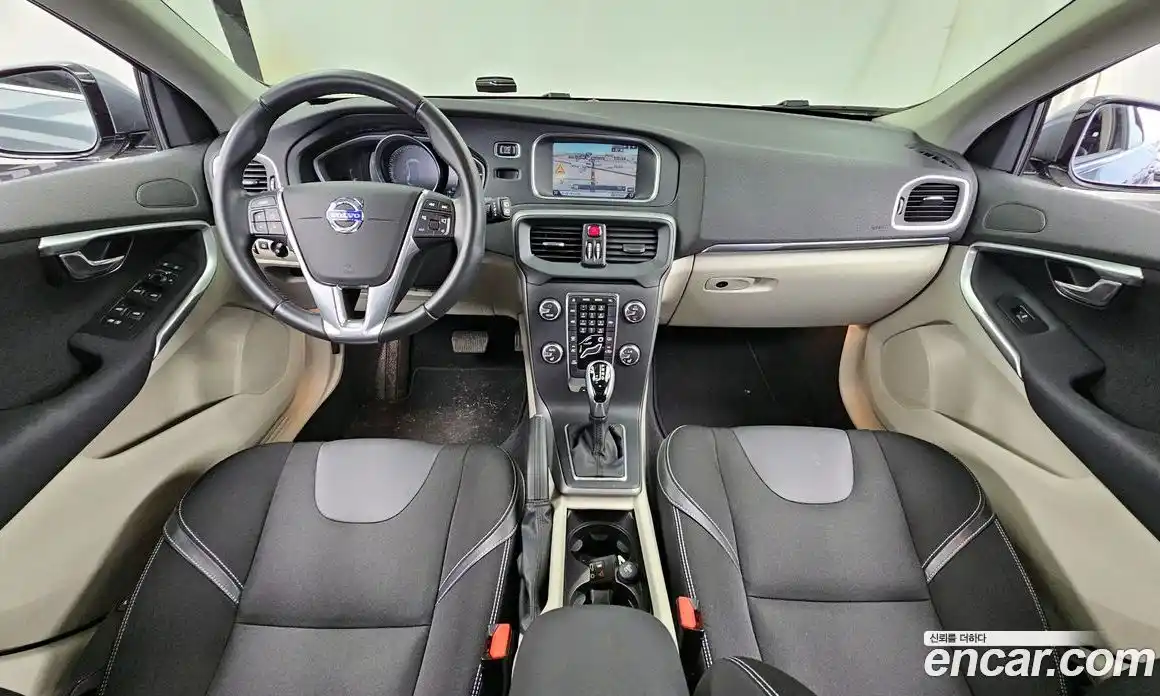 Volvo V40 2014 1.6 автомат (гидро), фото 7