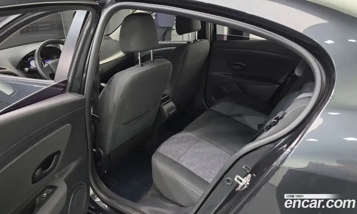 Renault SM3 2014 1.6 гидро, фото 11