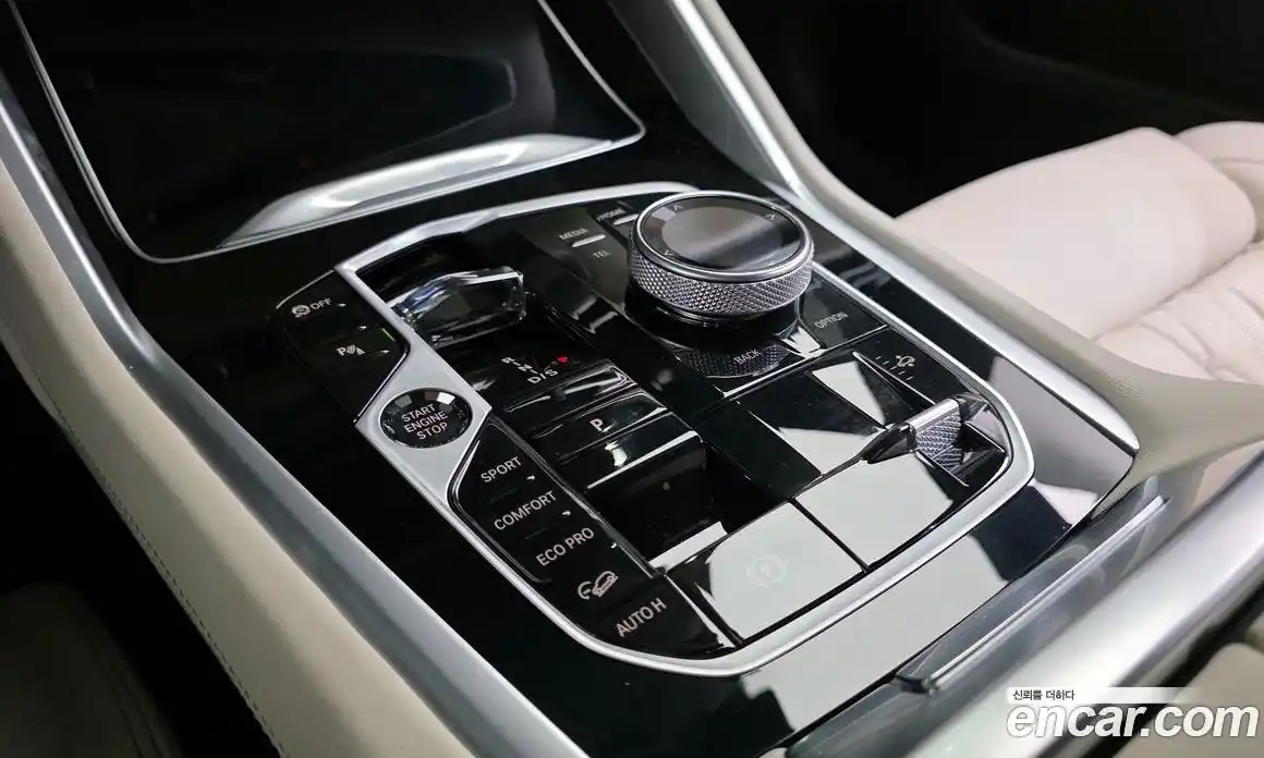BMW X6 2025 3.0 автомат (гидро), фото 12