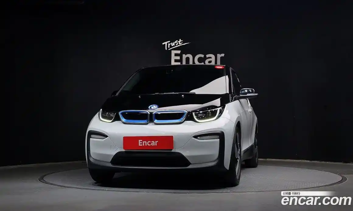 BMW i3 2018 автомат (гидро), фото 3