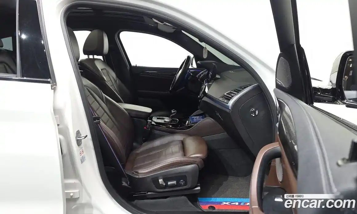 BMW X4 2023 2.0 гидро, фото 11