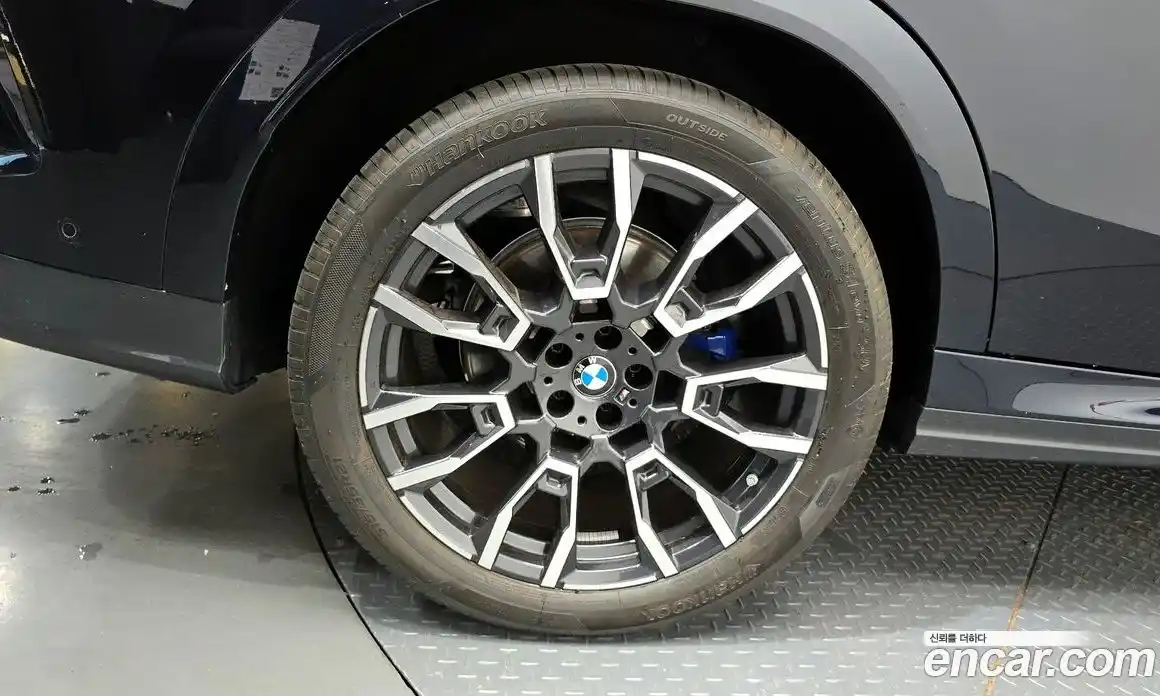 BMW X6 2024 3.0 автомат (гидро), фото 5