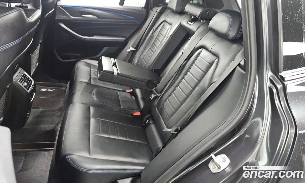 BMW iX3 2024 1.0 автомат (гидро), фото 12