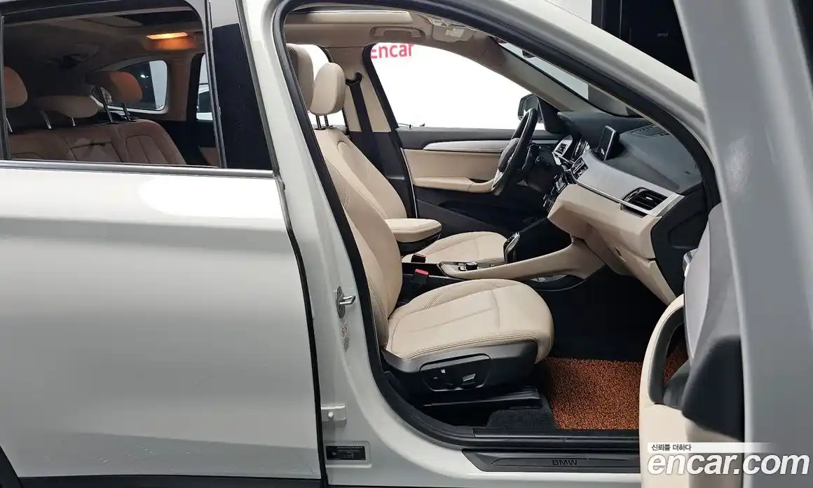 BMW X1 2020 2.0 гидро, фото 16