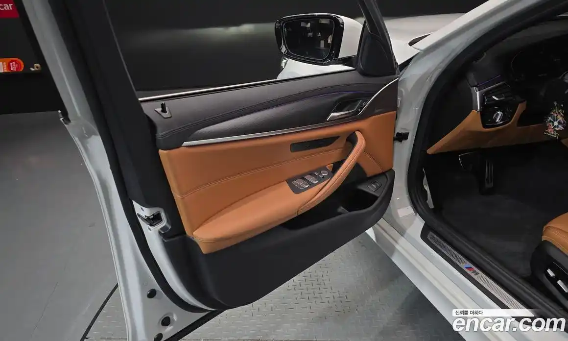 BMW 5-Series 2022 2.0 гидро, фото 14