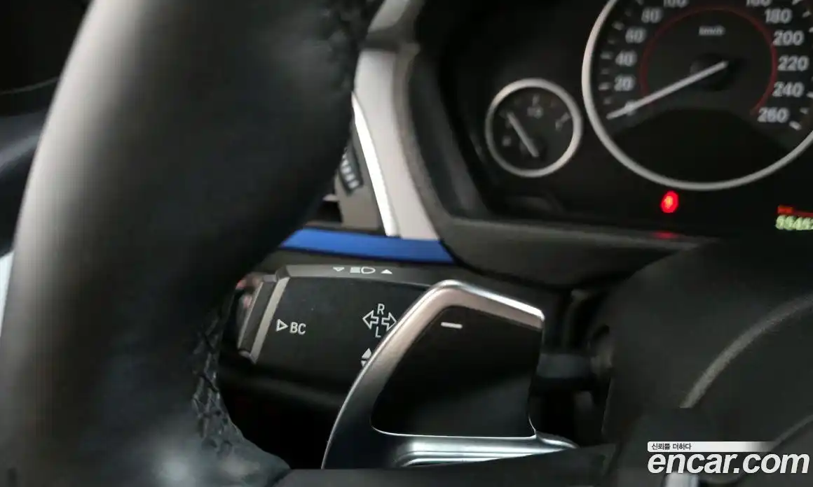 BMW 3-Series 2018 2.0 гидро, фото 26