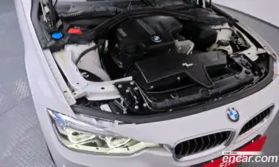 BMW 3-Series 2018 2.0 гидро, миниатюра 6