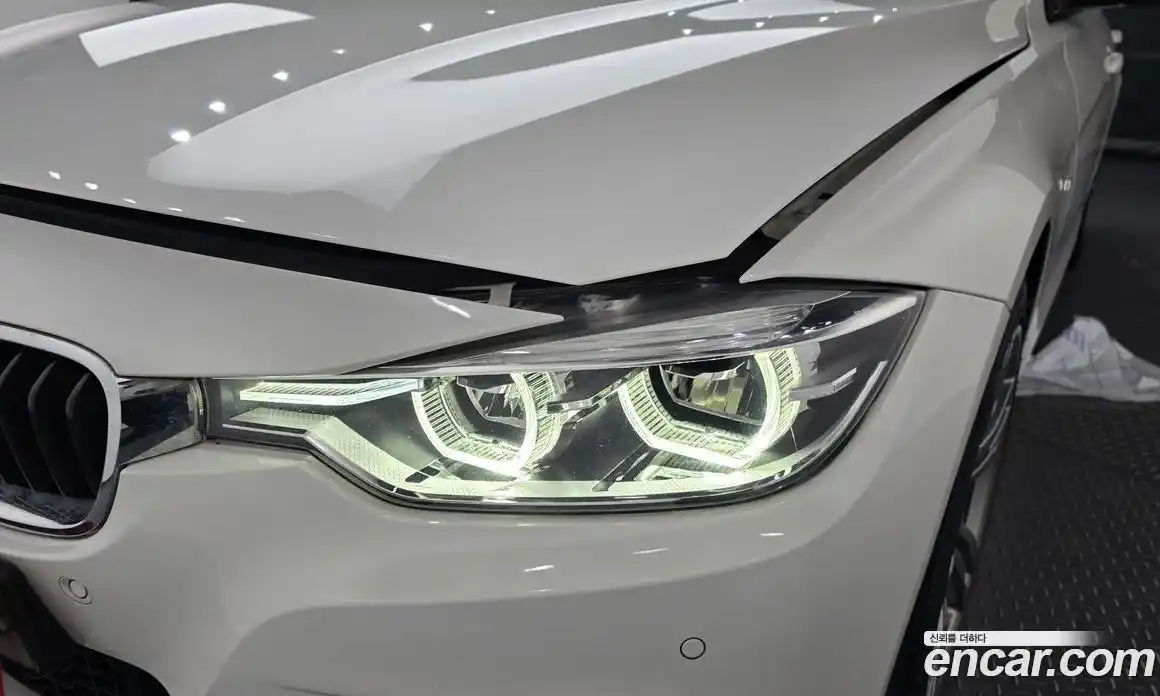 BMW 3-Series 2018 2.0 гидро, фото 8