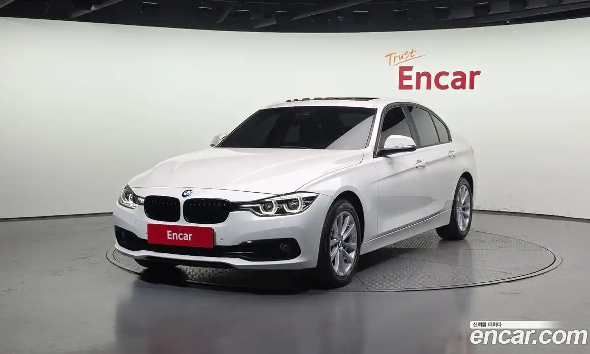 BMW 3-Series 2018 2.0 гидро, фото 1