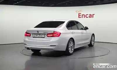 BMW 3-Series 2018 2.0 гидро, миниатюра 2